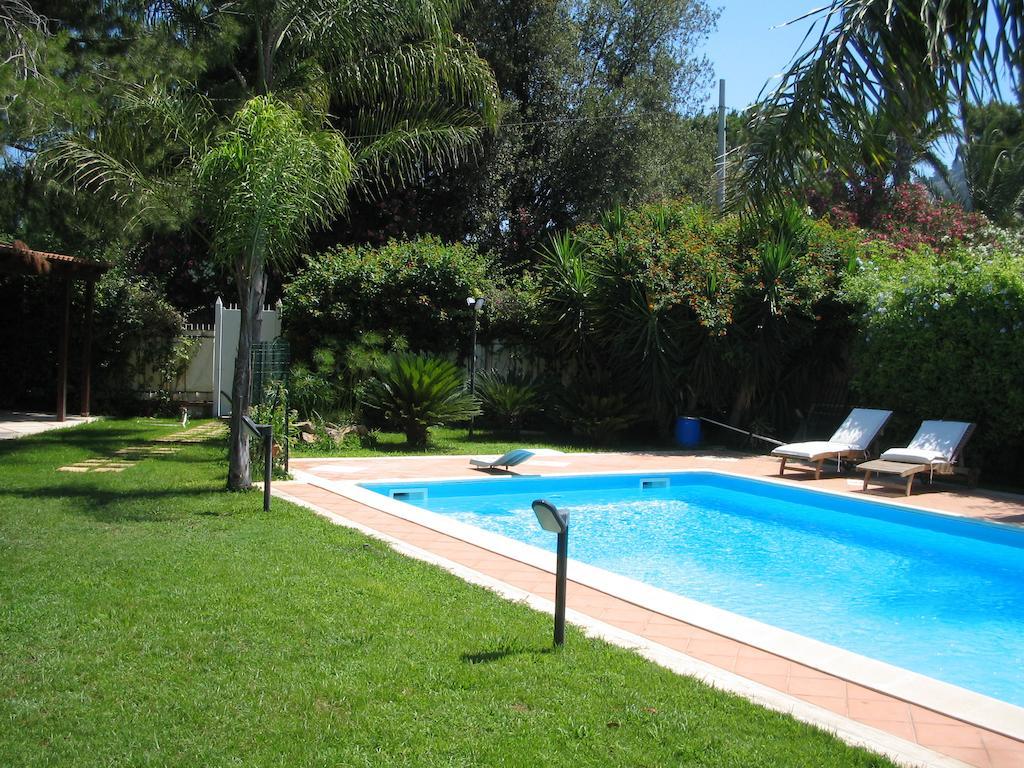 Villa Losanna Mondello Bagian luar foto